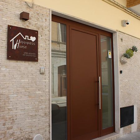 Happynesshouse_Locazione Turistica Lägenhet Trani Exteriör bild